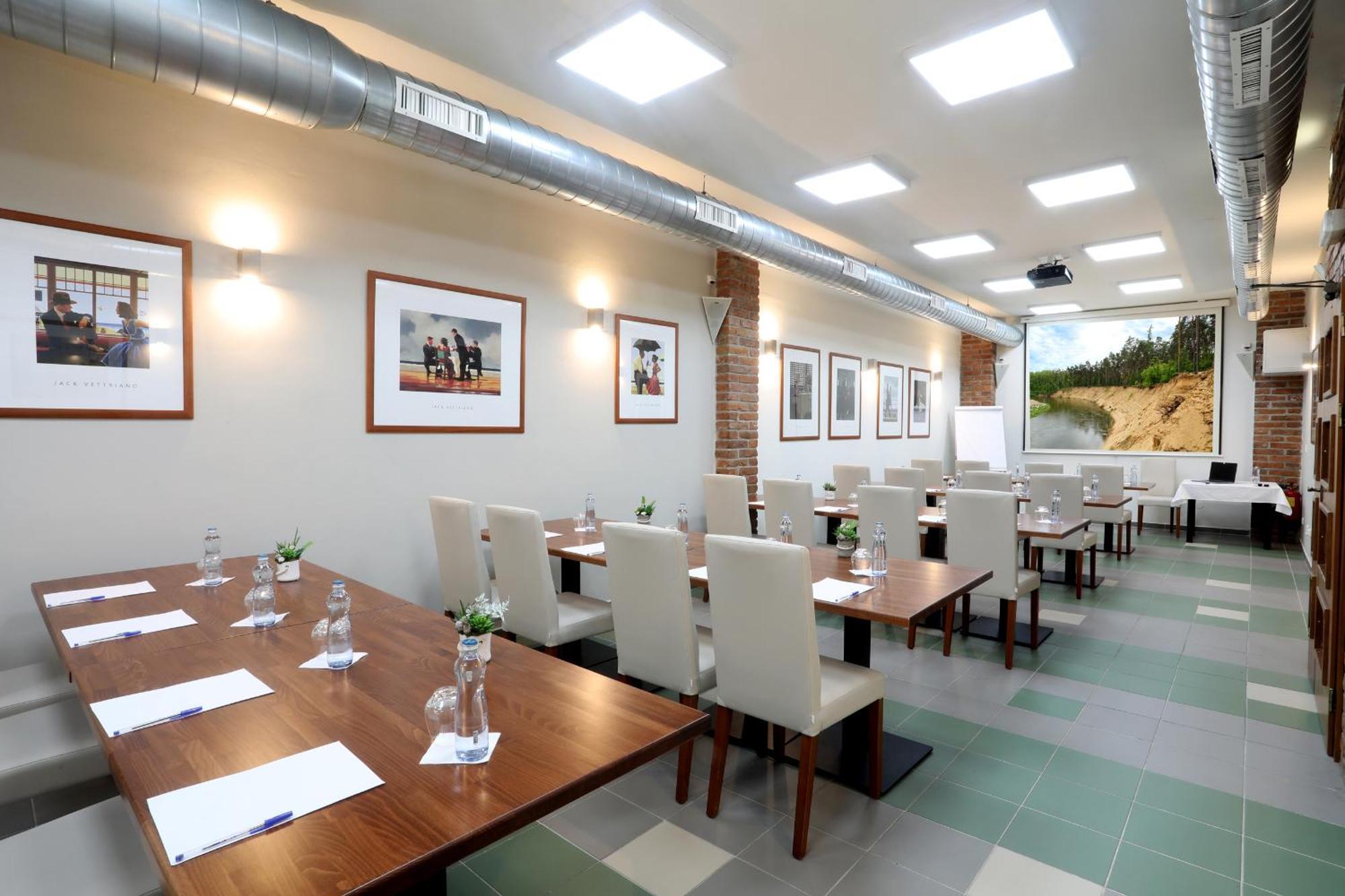 Hotel Pod Vezi Strážnice Εξωτερικό φωτογραφία